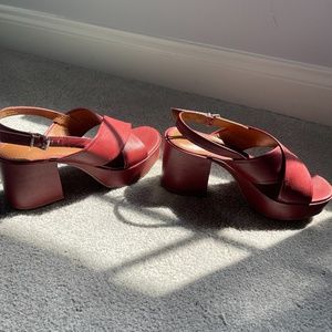 BRAND NEW Y2K Vero Cuoio chunky heel size 39